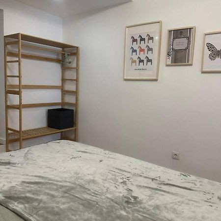 Stylish Renovated Apartment In Chiado Lisboa Exteriör bild