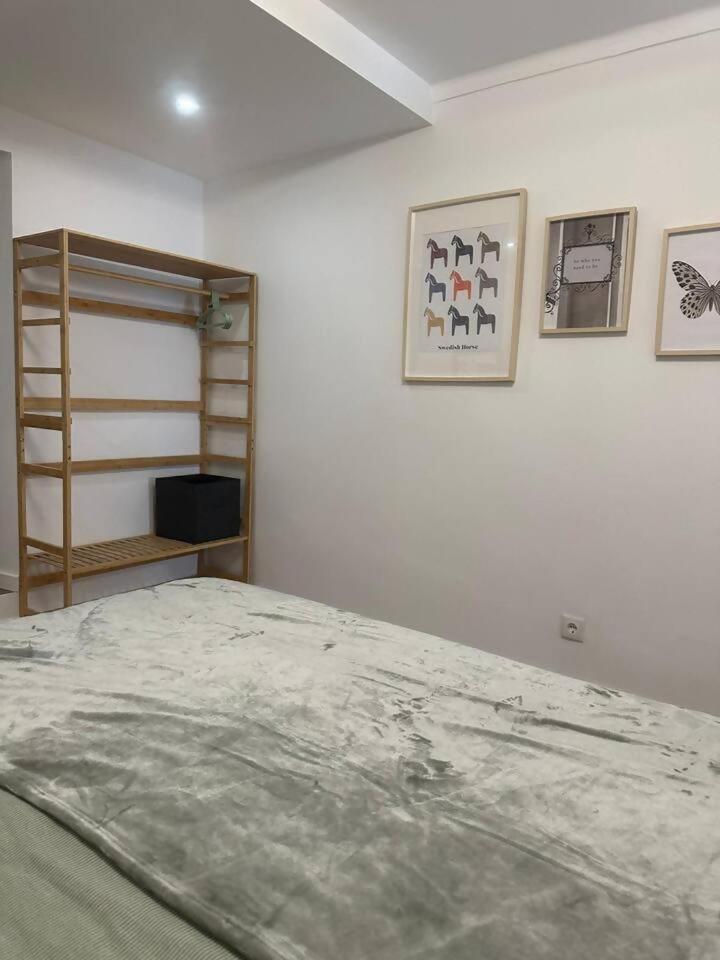Stylish Renovated Apartment In Chiado Lisboa Exteriör bild